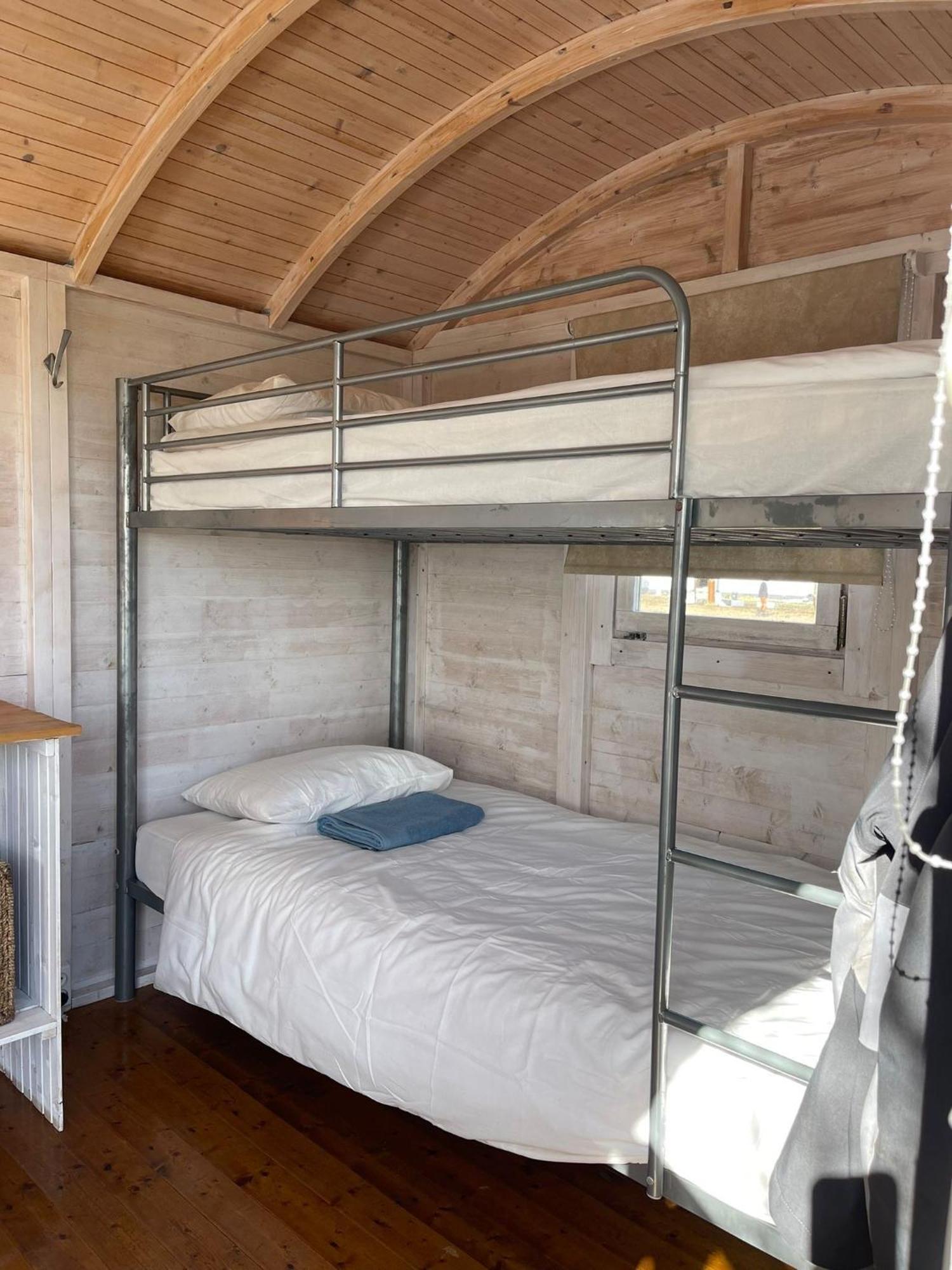 Lounaranna Harbour Accommodation Simisti エクステリア 写真