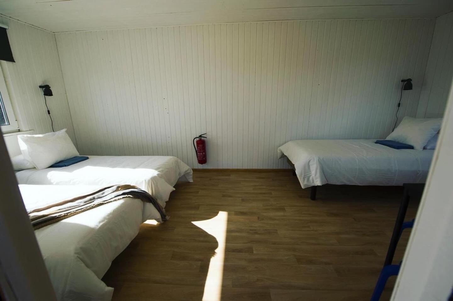 Lounaranna Harbour Accommodation Simisti エクステリア 写真