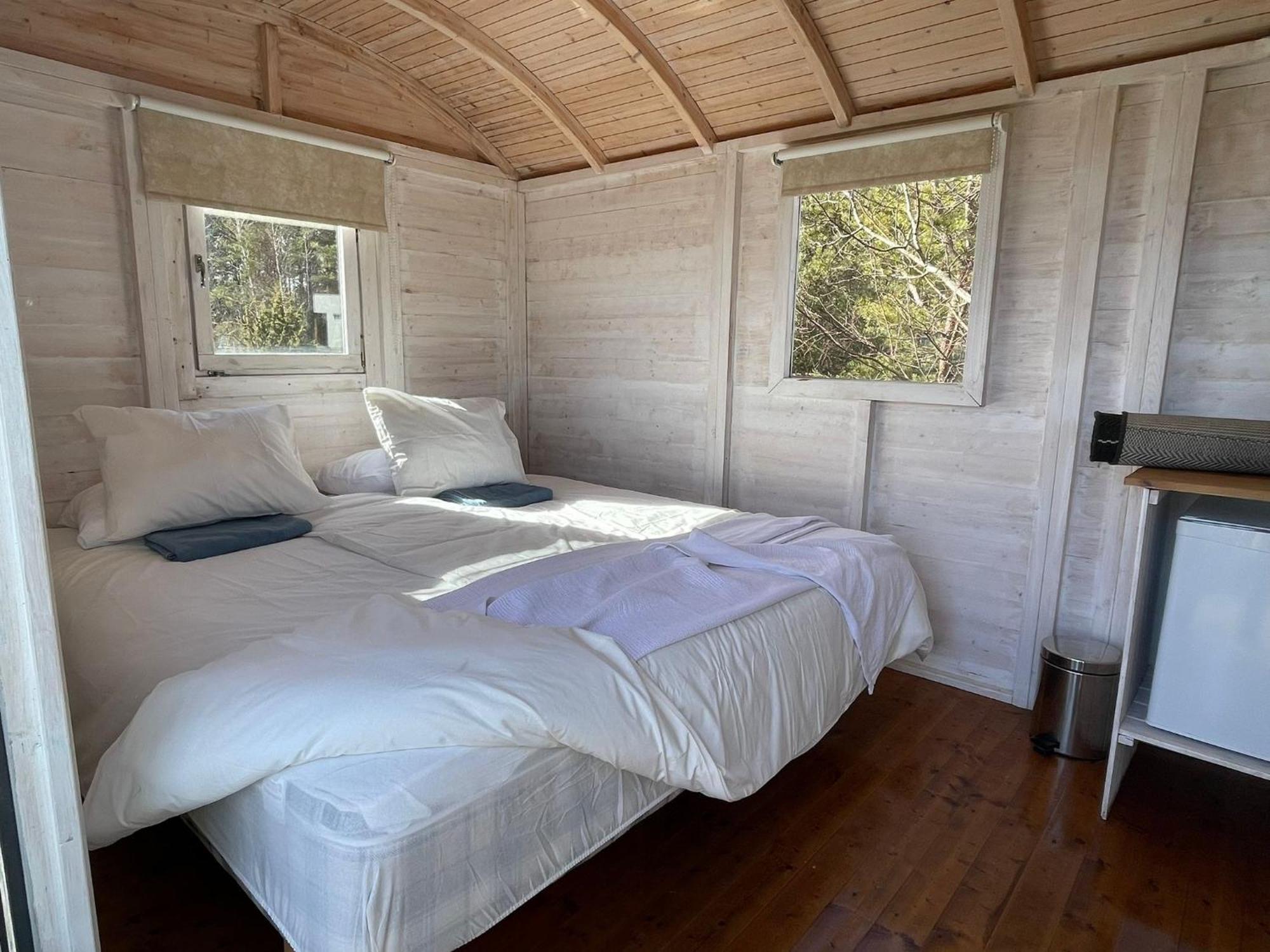 Lounaranna Harbour Accommodation Simisti エクステリア 写真